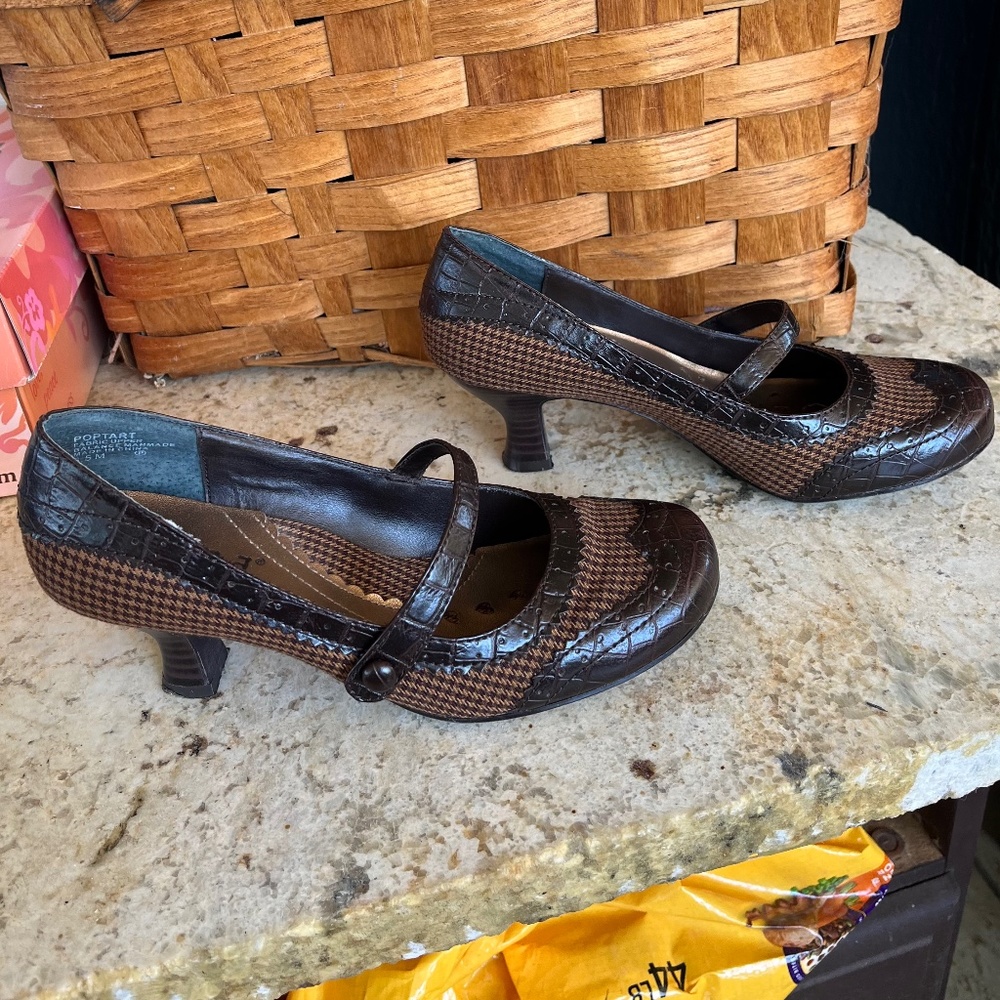 Women’s shoes Mudd